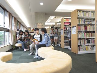 center3 4